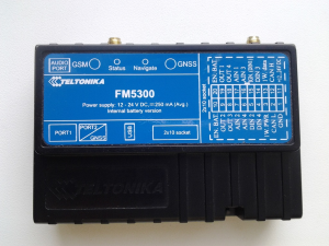 ردیاب اتومبیل تلتونیکا مدل FM5300 چه مشخصاتی دارد